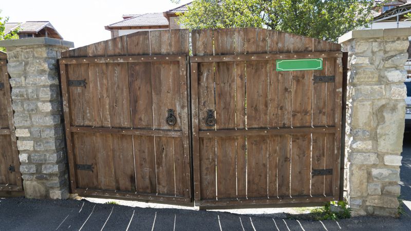 Driveway Gate Replacement in Boca Raton, FL